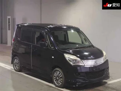 Mitsubishi DELICA D2