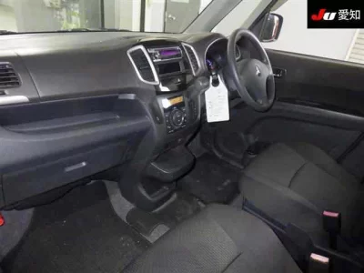 Mitsubishi DELICA D2