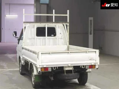 Nissan VANETTE TRUCK  с аукциона в Японии