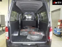 Nissan CARAVAN VAN лот № 20098 оценка 3.5  с аукциона в Японии 3