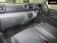Nissan CARAVAN VAN лот № 20098 оценка 3.5  с аукциона в Японии 2