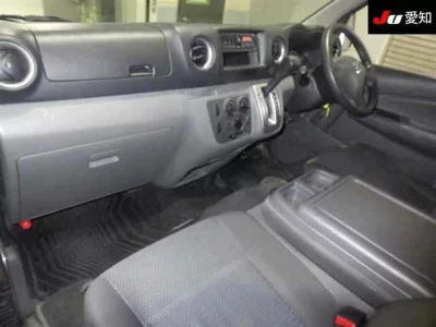 Nissan CARAVAN VAN  с аукциона в Японии