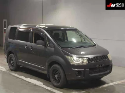 Mitsubishi DELICA D5  с аукциона в Японии