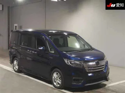 Honda STEP WAGON  с аукциона в Японии