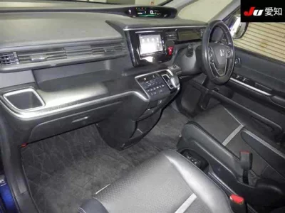 Honda STEP WAGON  с аукциона в Японии