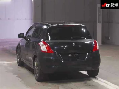 Suzuki SWIFT  с аукциона в Японии