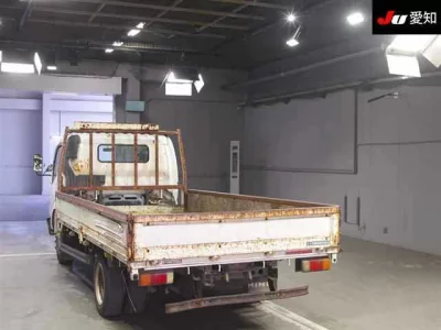 Hino DUTRO  с аукциона в Японии
