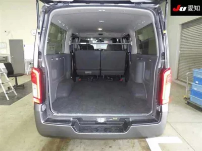 Nissan CARAVAN VAN
