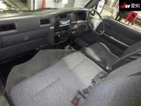 Nissan CARAVAN VAN лот № 7090 оценка 3.5  с аукциона в Японии 2