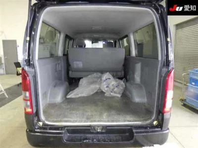 Toyota REGIUS ACE VAN