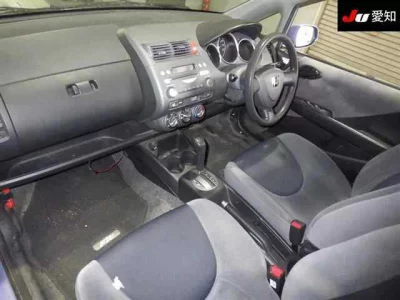 Honda FIT  с аукциона в Японии