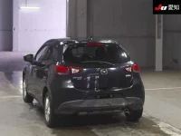 Mazda DEMIO лот № 30668 оценка 4  с аукциона в Японии 1