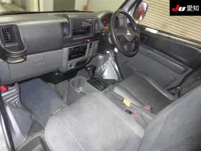 Mitsubishi MINICAB VAN