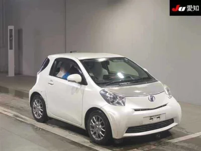 Toyota IQ