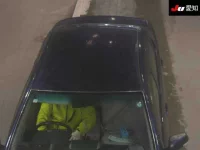 Toyota COROLLA AXIO лот № 30635 оценка 3.5  с аукциона в Японии 8