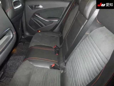 Mercedes-Benz CLA CLASS