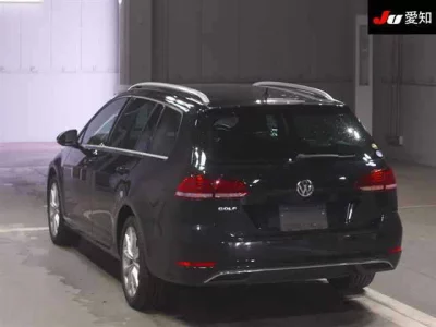 Volkswagen GOLF VARIANT