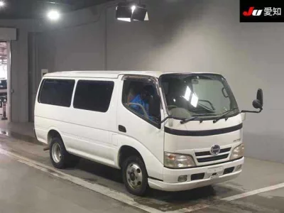 Hino DUTRO  с аукциона в Японии