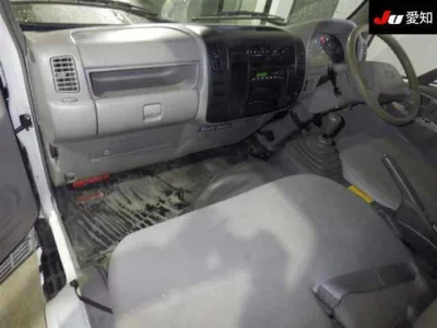 Hino DUTRO  с аукциона в Японии