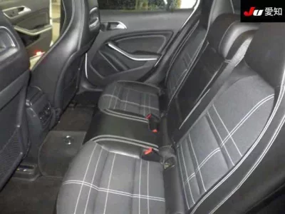 Mercedes-Benz GLA CLASS