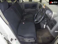 Nissan CUBE лот № 30692 оценка 4  с аукциона в Японии 5