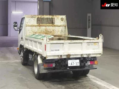 Toyota DYNA  с аукциона в Японии