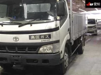 Toyota DYNA лот № 8067 оценка R  с аукциона в Японии 6