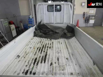 Toyota DYNA  с аукциона в Японии