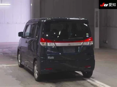 Mitsubishi DELICA D2