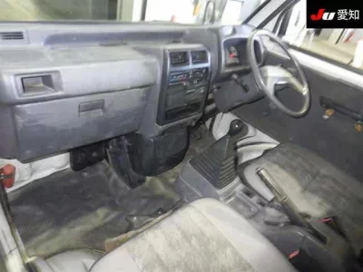 Mitsubishi MINICAB TRUCK  с аукциона в Японии