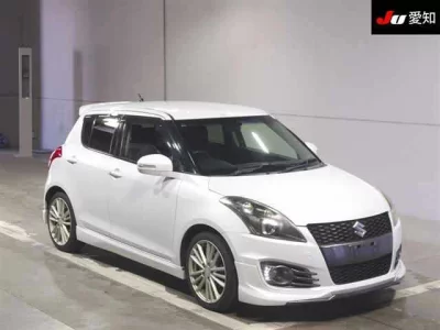 Suzuki SWIFT  с аукциона в Японии