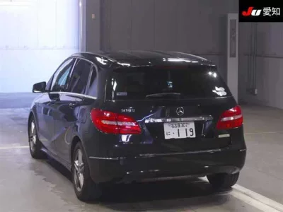 Mercedes-Benz B CLASS