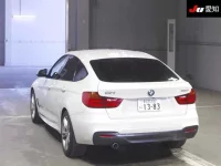 BMW 3-Series лот № 30785 оценка 3.5  с аукциона в Японии 1
