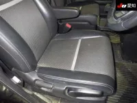 Honda STEP WAGON лот № 30878 оценка 3  с аукциона в Японии 5