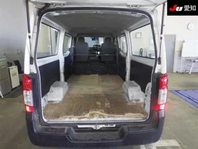 Nissan CARAVAN VAN