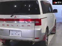 Mitsubishi DELICA D5 лот № 30771 оценка 3.5  с аукциона в Японии 7