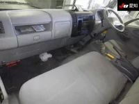 Hino DUTRO лот № 8087 оценка 3  с аукциона в Японии 2