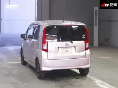 Daihatsu MOVE  с аукциона в Японии