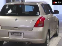 Suzuki SWIFT лот № 30788 оценка 4  с аукциона в Японии 7