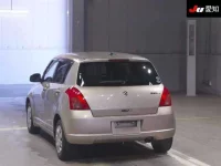Suzuki SWIFT лот № 30788 оценка 4  с аукциона в Японии 1
