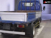 Toyota DYNA лот № 7124 оценка 3  с аукциона в Японии 7