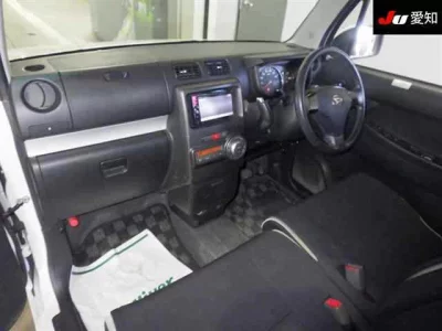 Daihatsu MOVE CONTE  с аукциона в Японии