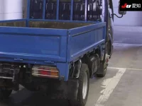 Toyota DYNA лот № 7134 оценка 3  с аукциона в Японии 7