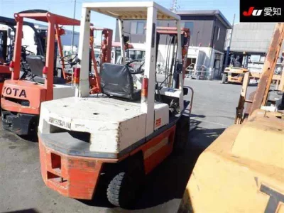 Nissan FORKLIFT