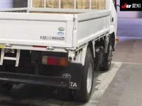 Toyota DYNA лот № 7141 оценка 3.5  с аукциона в Японии 7