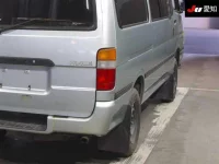 Toyota HIACE VAN лот № 20146 оценка R  с аукциона в Японии 7