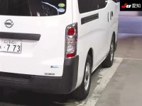 Nissan CARAVAN VAN лот № 7143 оценка 3.5  с аукциона в Японии 7