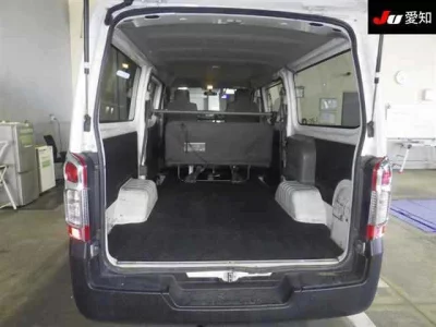 Nissan CARAVAN VAN  с аукциона в Японии