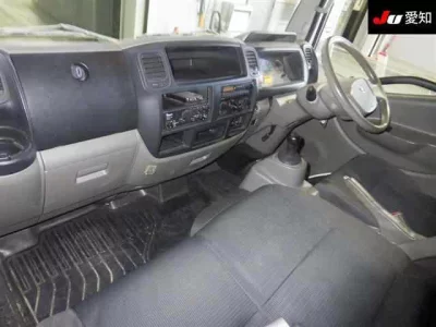 Nissan TRUCK  с аукциона в Японии