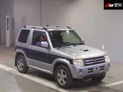 Mitsubishi PAJERO MINI